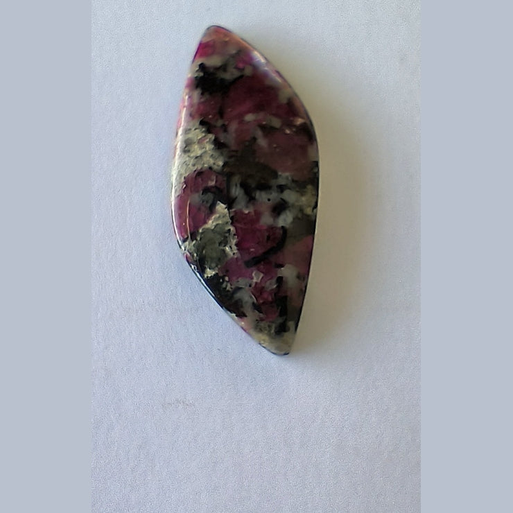 Cabochon Rhodonite Naturelle – Pierre d'Équilibre & de Compassion