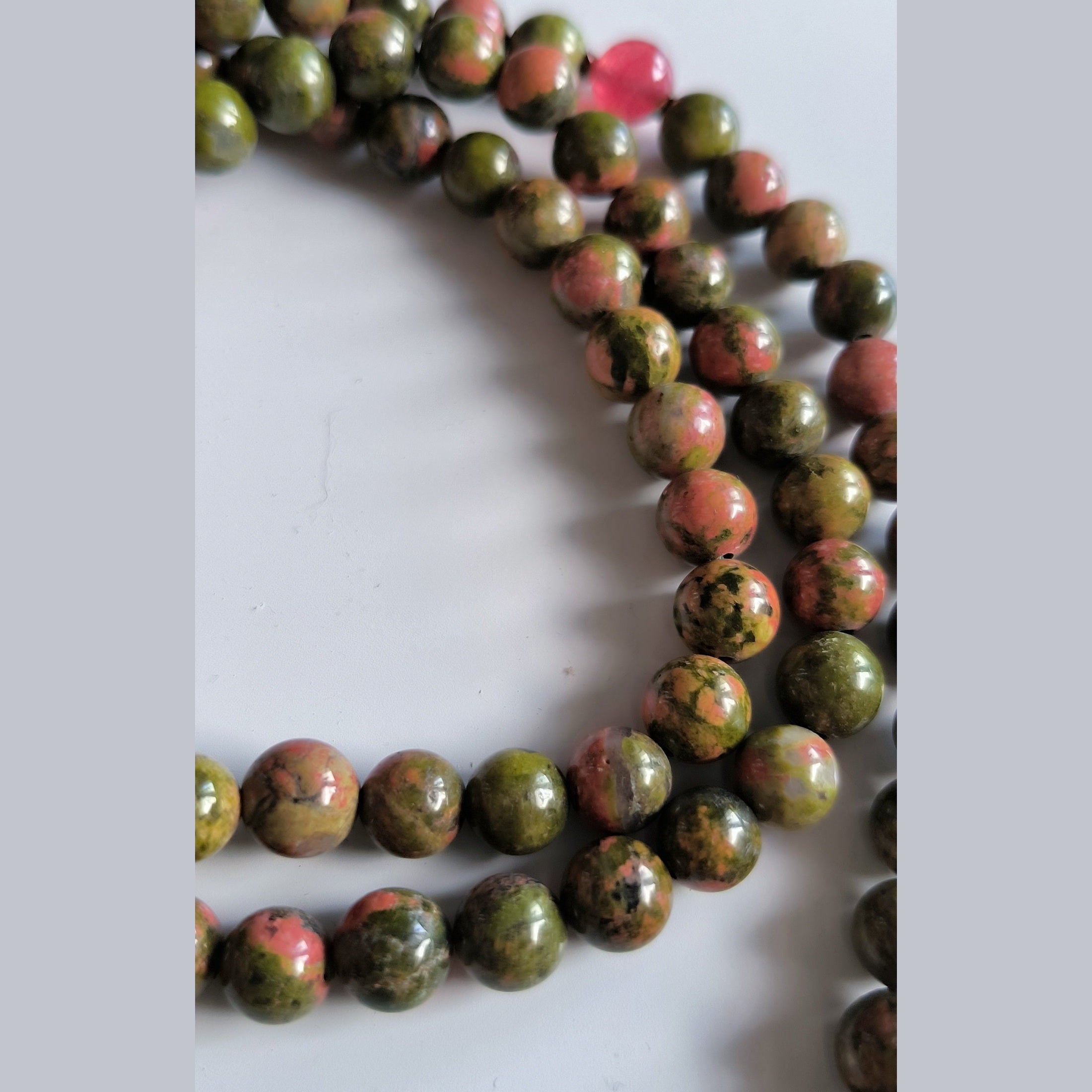 Mala de Méditation en Unakite & Perles Roses